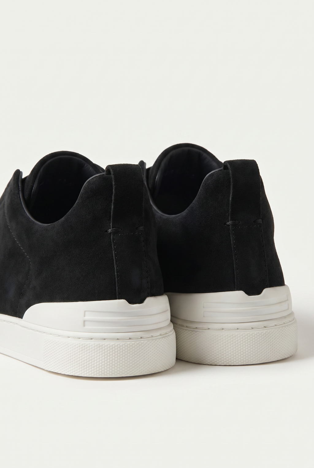 Monaco ruskind tre-søm sneaker sort