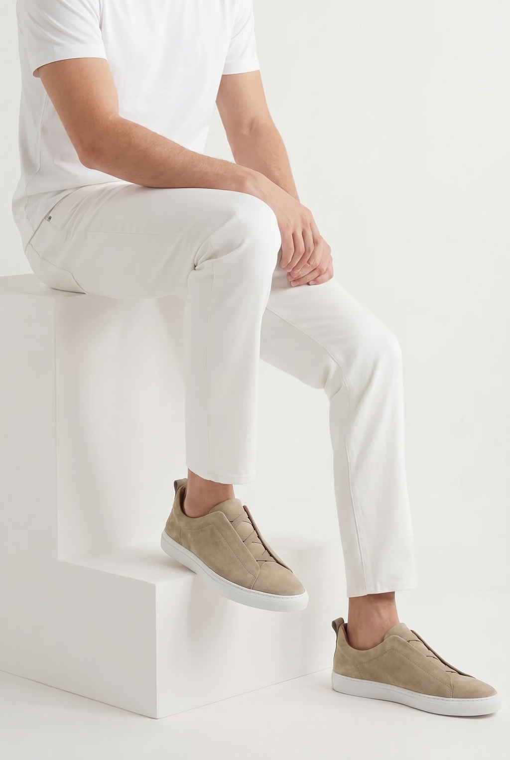 Monaco ruskind-sneaker med tre syninger Saga Olive